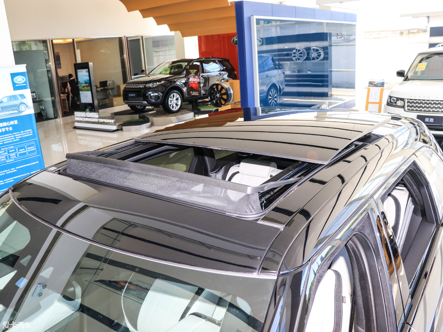 2017} P380 SE R-DYNAMIC