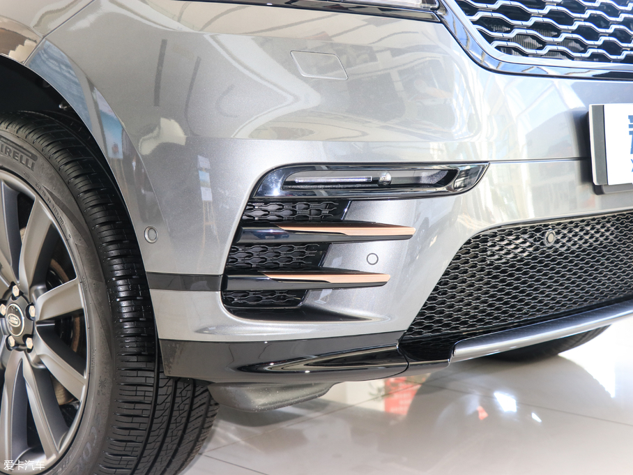 2017} P380 SE R-DYNAMIC