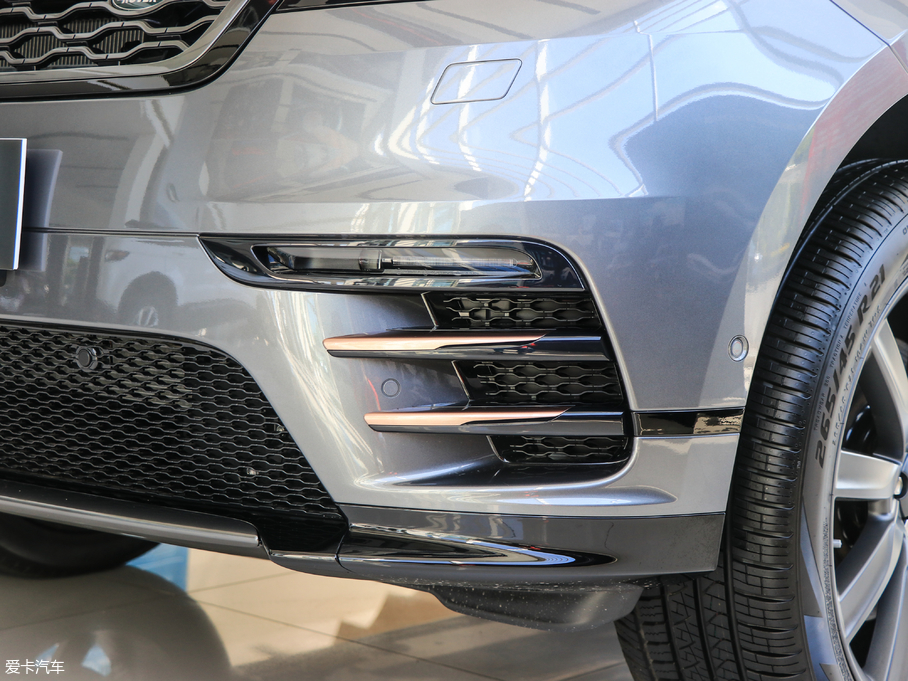 2017} P380 SE R-DYNAMIC