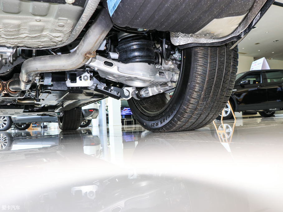 2017} P380 SE R-DYNAMIC