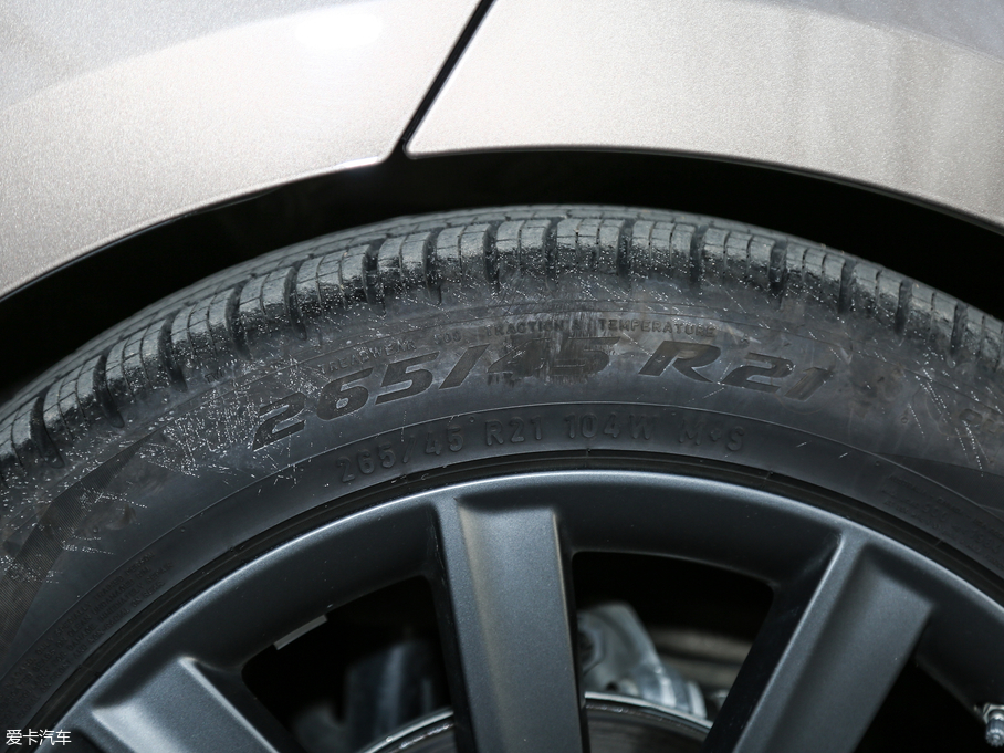 2017} P380 HSE R-DYNAMIC