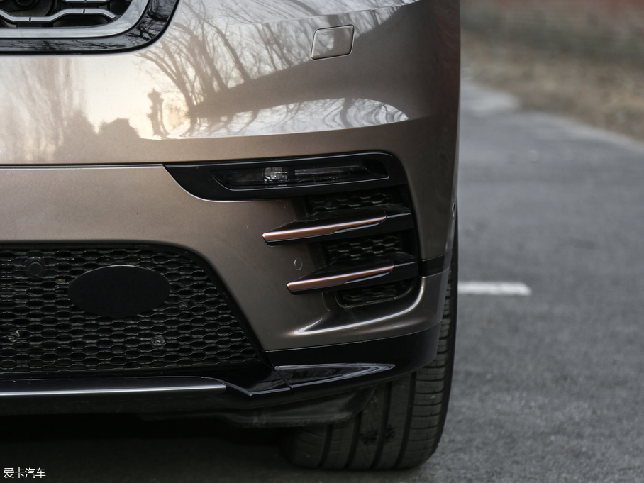 2017} P380 HSE R-DYNAMIC