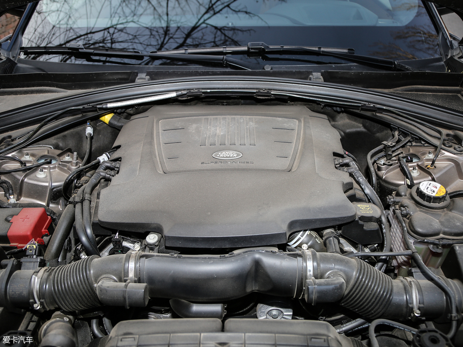 2017} P380 HSE R-DYNAMIC