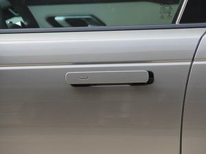 2017P380 SE R-DYNAMIC {T