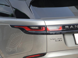 2017P380 SE R-DYNAMIC ^