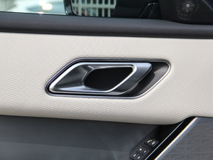 2017P380 SE R-DYNAMIC g