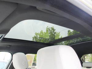 2017P380 SE R-DYNAMIC g