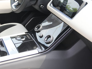 2017P380 SE R-DYNAMIC п؅^