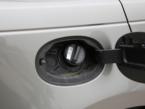 2017P380 SE R-DYNAMIC (ji)^