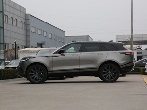 2017P380 SE R-DYNAMIC ^