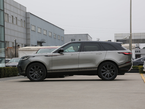 2017P380 SE R-DYNAMIC ^