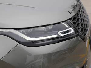 2017P380 SE R-DYNAMIC ^