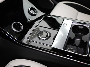 2017P380 SE R-DYNAMIC п؅^