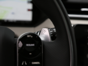 2017P380 SE R-DYNAMIC п؅^(q)