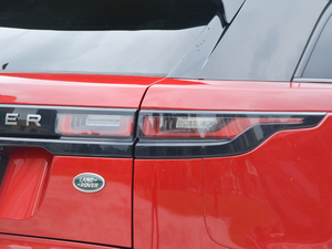 2017P380 HSE R-DYNAMIC ^