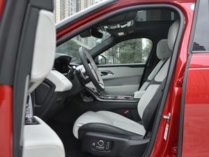 2017P380 HSE R-DYNAMIC ǰſg