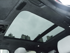 2017P380 HSE R-DYNAMIC g