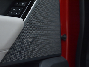 2017P380 HSE R-DYNAMIC g