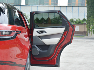 2017P380 HSE R-DYNAMIC g