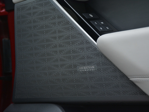 2017P380 HSE R-DYNAMIC g