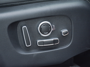 2017P380 HSE R-DYNAMIC g