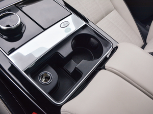 2017P380 HSE R-DYNAMIC g