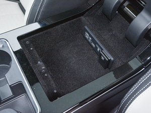 2017P380 HSE R-DYNAMIC g