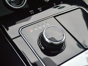 2017P380 HSE R-DYNAMIC QU