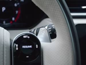 2017P380 HSE R-DYNAMIC п؅^