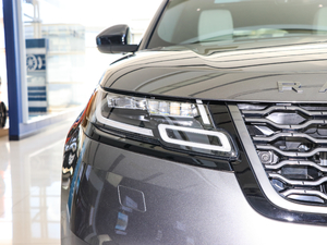 2017P380 SE R-DYNAMIC ^