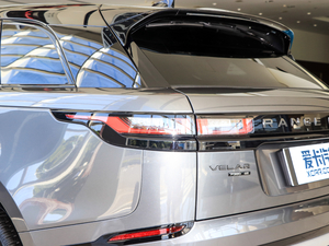 2017P380 SE R-DYNAMIC ^