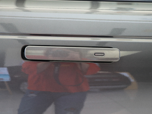 2017P380 SE R-DYNAMIC ^