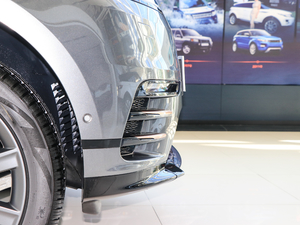 2017P380 SE R-DYNAMIC ^