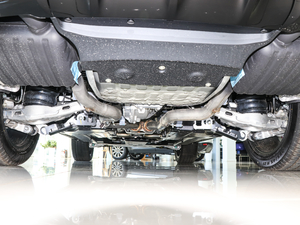 2017P380 SE R-DYNAMIC ^