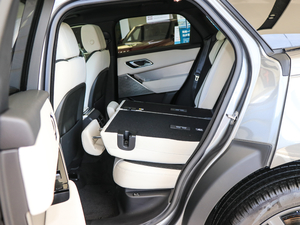 2017P380 SE R-DYNAMIC g