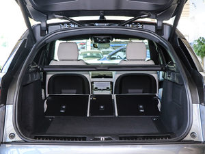 2017P380 SE R-DYNAMIC g