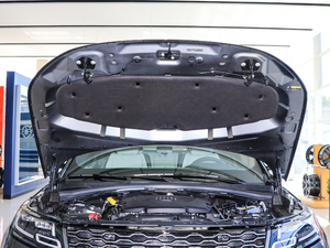 2017P380 SE R-DYNAMIC 