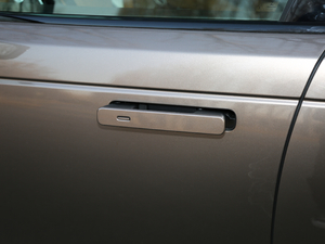 2017P380 HSE R-DYNAMIC {T