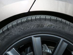 2017P380 HSE R-DYNAMIC ݆̥ߴ