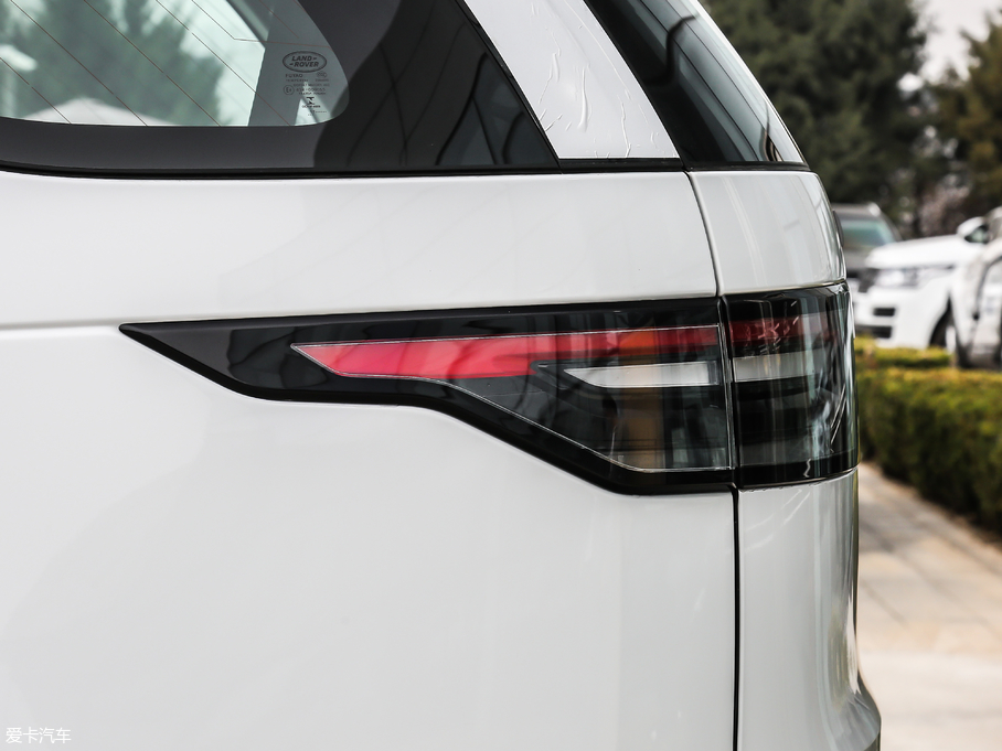 2018l(f)F(xin) 3.0L V6 SE