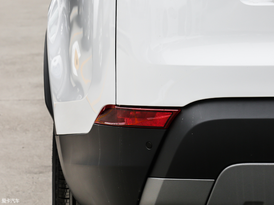 2018l(f)F(xin) 3.0L V6 SE