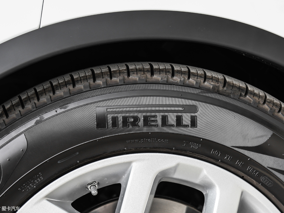 2018l(f)F(xin) 3.0L V6 SE