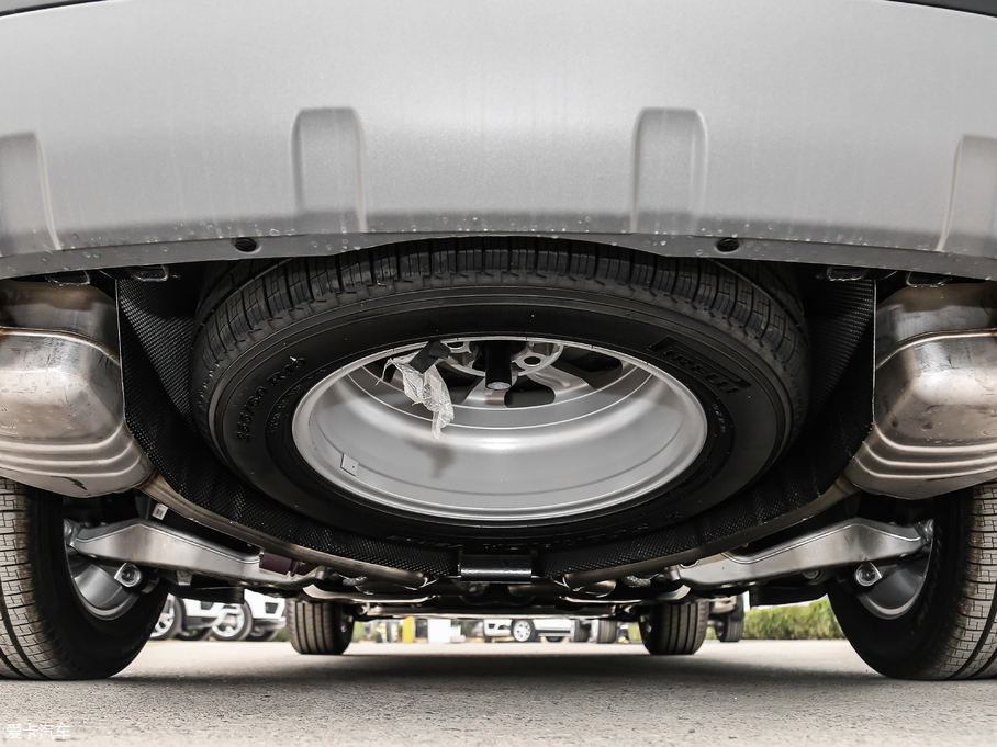 2018l(f)F(xin) 3.0L V6 SE