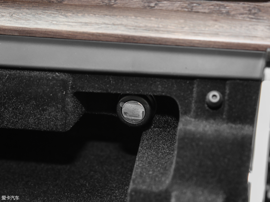 2018l(f)F(xin) 3.0L V6 HSE