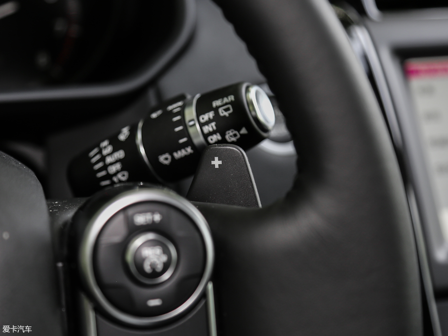 2018l(f)F(xin) 2.0T SE