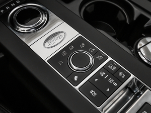 20183.0L V6 SE п؅^