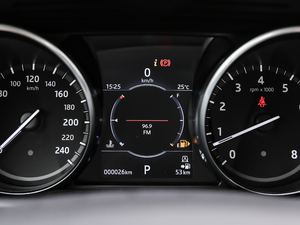 20183.0L V6 SE п؅^