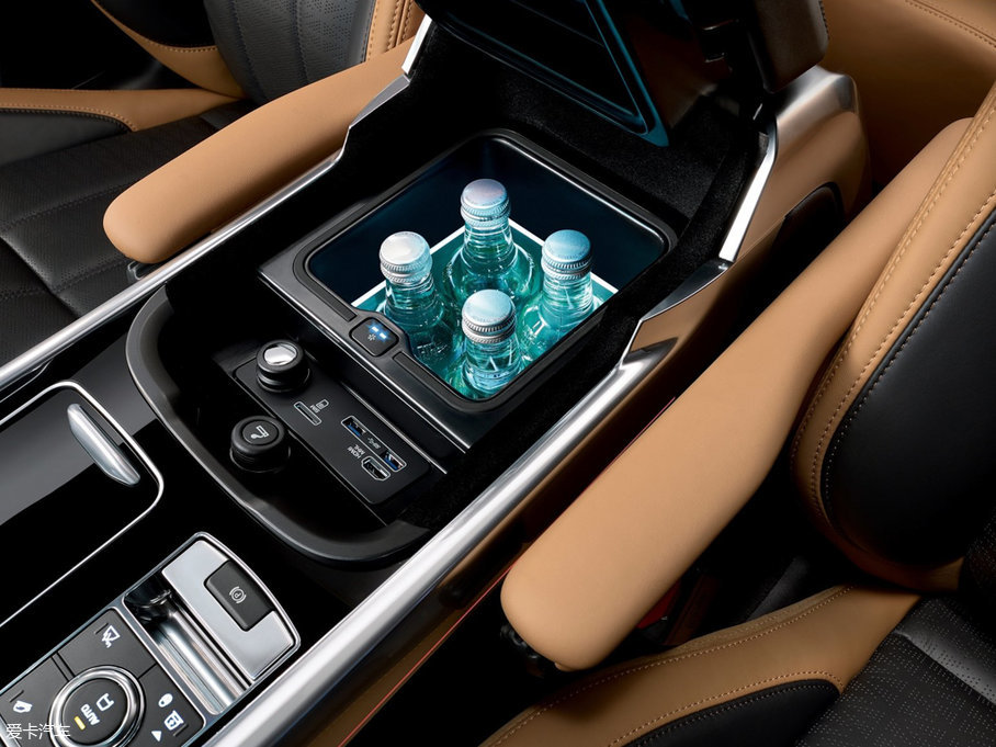 2018����\�� 3.0 V6 HSE DYNAMIC