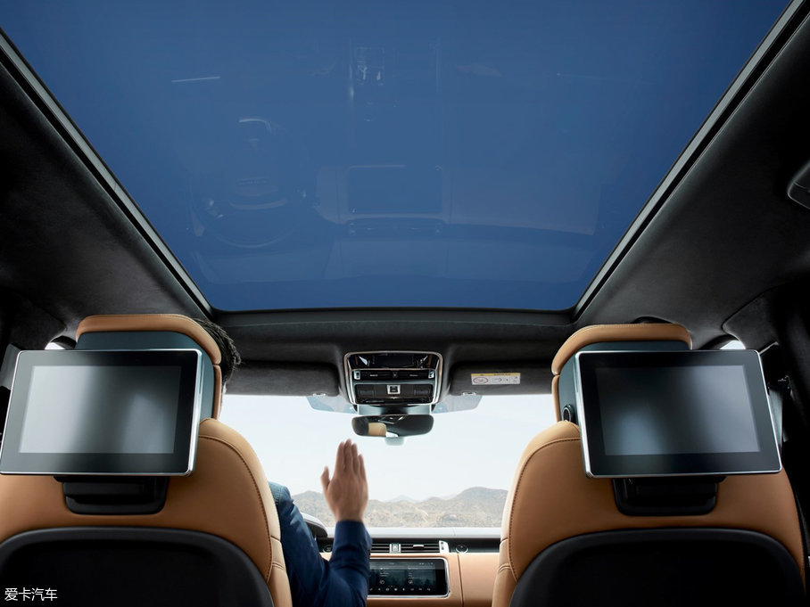 2018����\�� 3.0 V6 HSE DYNAMIC