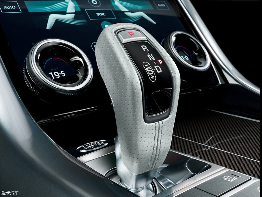 2018����\(y��n)�� 5.0 V8 SVR